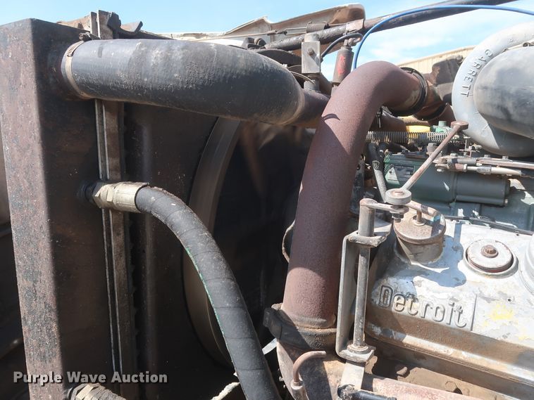 image for item HT9732 1980 Ford 8000  water truck