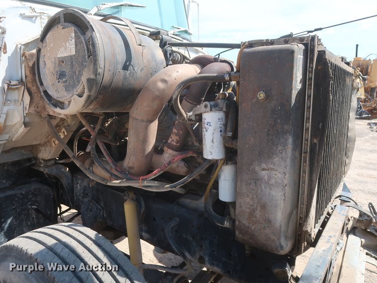 image for item HT9732 1980 Ford 8000  water truck