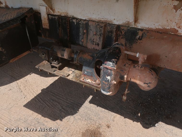 image for item HT9732 1980 Ford 8000  water truck