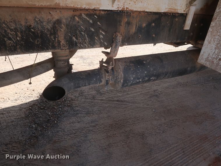 image for item HT9732 1980 Ford 8000  water truck