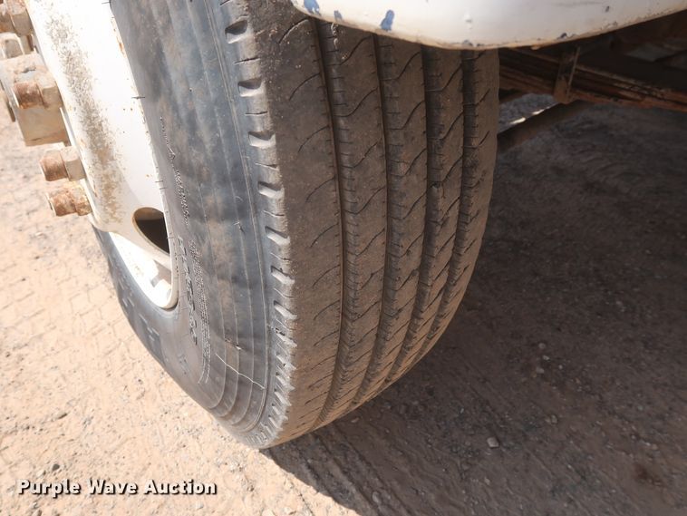 image for item HT9732 1980 Ford 8000  water truck