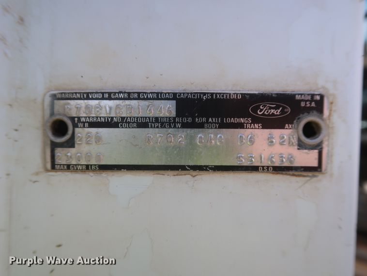 image for item HT9732 1980 Ford 8000  water truck