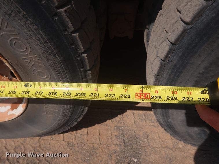 image for item HT9732 1980 Ford 8000  water truck