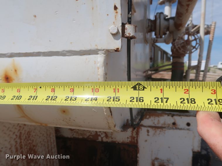 image for item HT9732 1980 Ford 8000  water truck