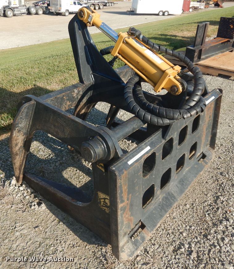image for item HV9750 45"W skid steer grapple bucket