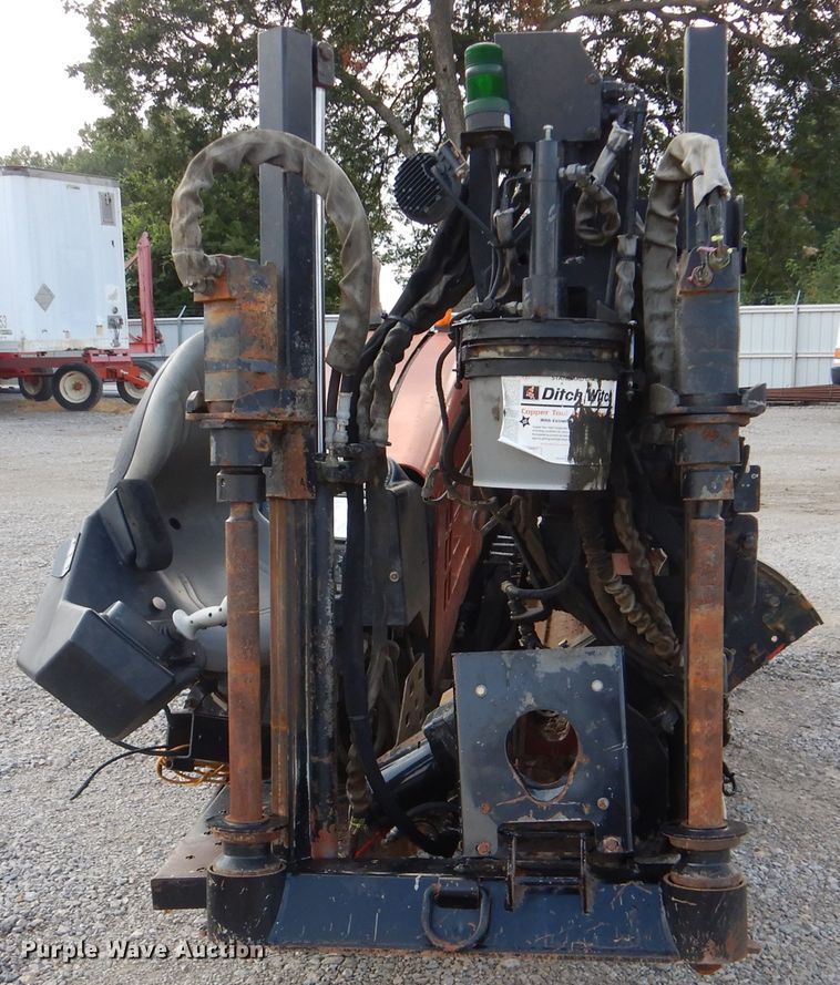 image for item HY9483 2005 Ditch Witch JT1220 Mach 1  directional boring unit