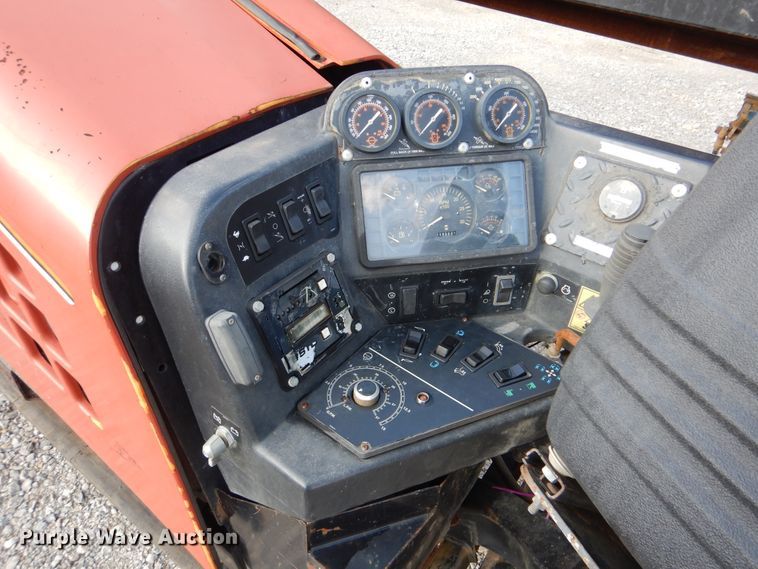 image for item HY9483 2005 Ditch Witch JT1220 Mach 1  directional boring unit