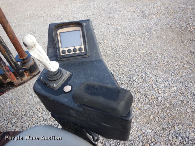 image for item HY9483 2005 Ditch Witch JT1220 Mach 1  directional boring unit