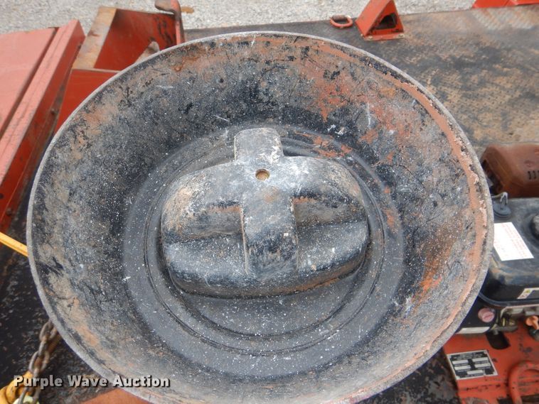 image for item HY9483 2005 Ditch Witch JT1220 Mach 1  directional boring unit