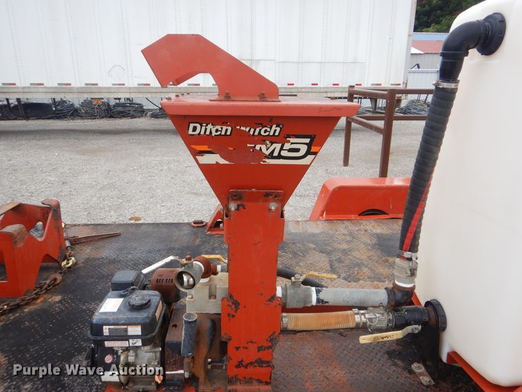 image for item HY9483 2005 Ditch Witch JT1220 Mach 1  directional boring unit
