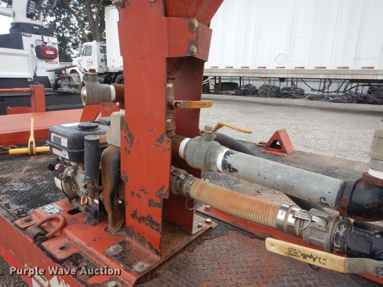 image for item HY9483 2005 Ditch Witch JT1220 Mach 1  directional boring unit