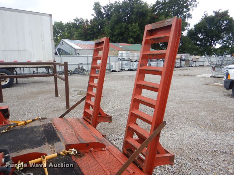 image for item HY9483 2005 Ditch Witch JT1220 Mach 1  directional boring unit