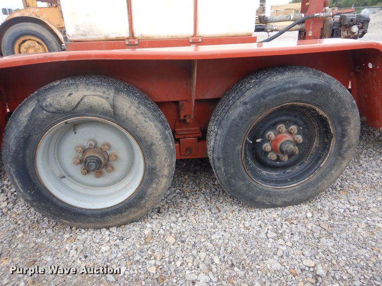 image for item HY9483 2005 Ditch Witch JT1220 Mach 1  directional boring unit