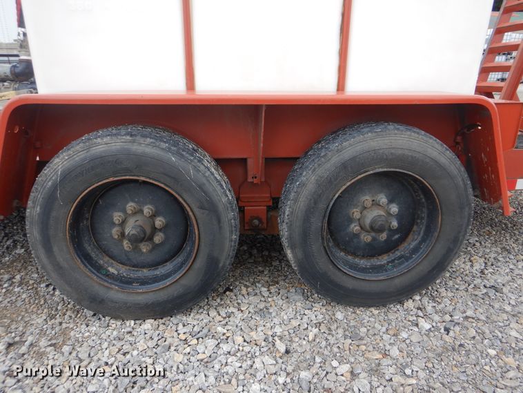 image for item HY9483 2005 Ditch Witch JT1220 Mach 1  directional boring unit