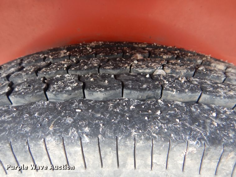 image for item HY9483 2005 Ditch Witch JT1220 Mach 1  directional boring unit