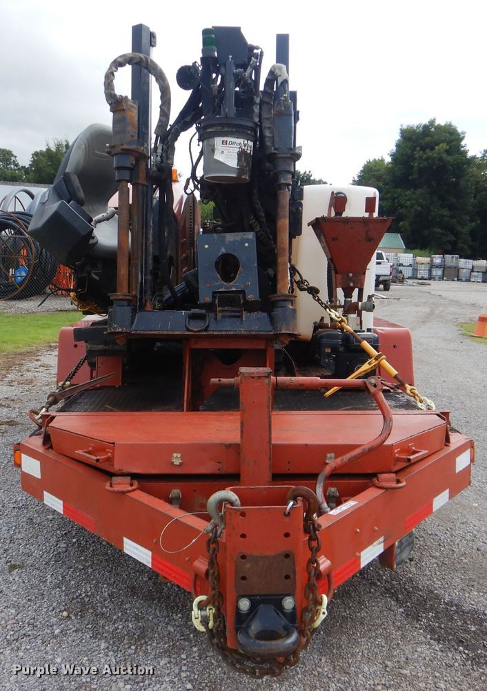 image for item HY9483 2005 Ditch Witch JT1220 Mach 1  directional boring unit