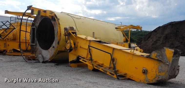 image for item HY9487 (2) Estee asphalt silos