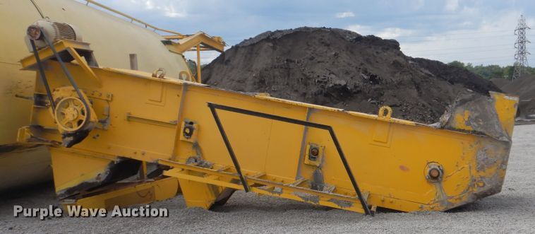 image for item HY9487 (2) Estee asphalt silos