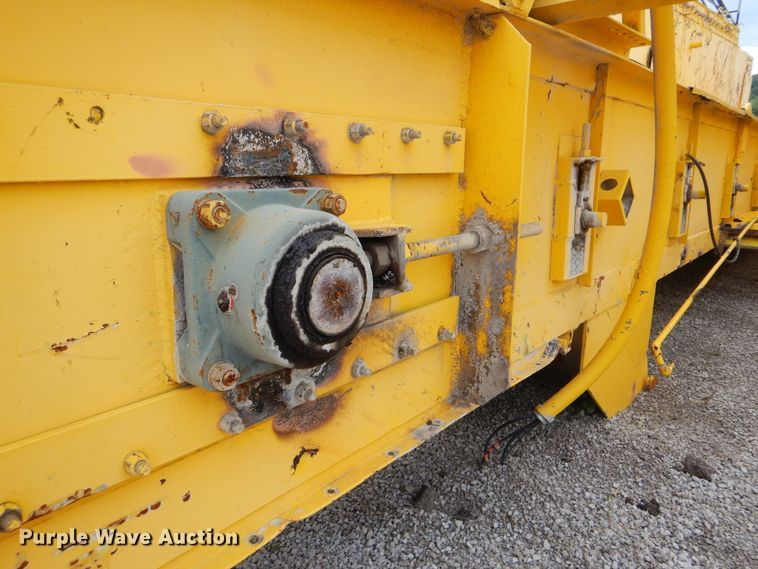 image for item HY9487 (2) Estee asphalt silos