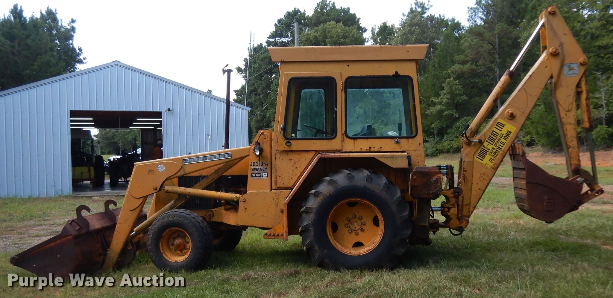 1979 John Deere 310A backhoe in Jefferson, TX Item DG6932 sold