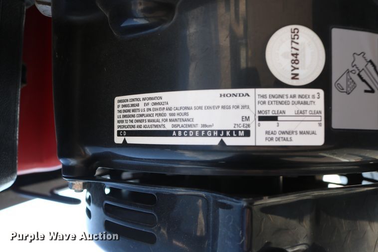 image for item DD6147 2009 Ford F550 Super Duty  utility truck with post puller