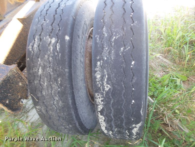 image for item DF0878 1998 Hawkeye end dump pup trailer