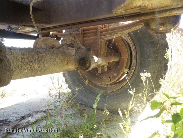 image for item DF0879 1999 Heil end dump pup trailer