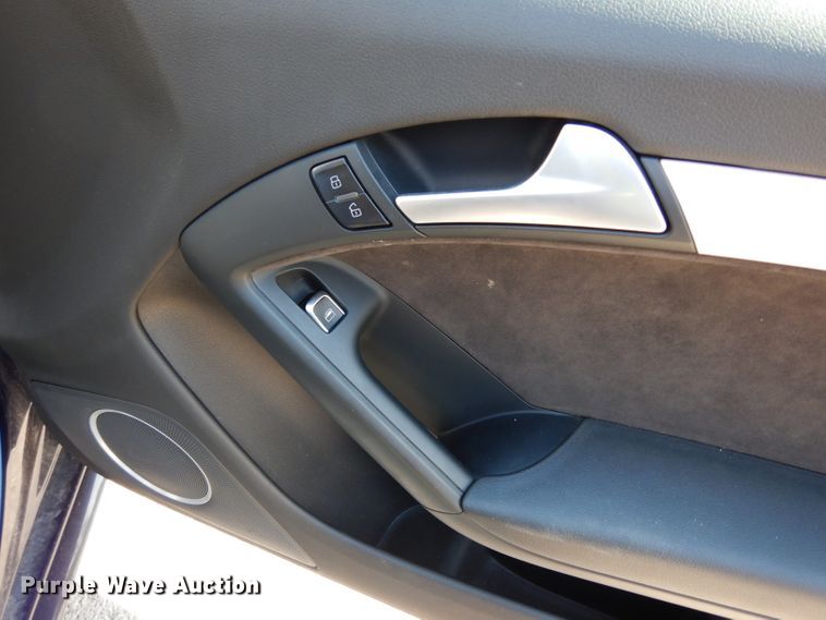 image for item DF4120 2013 Audi S5