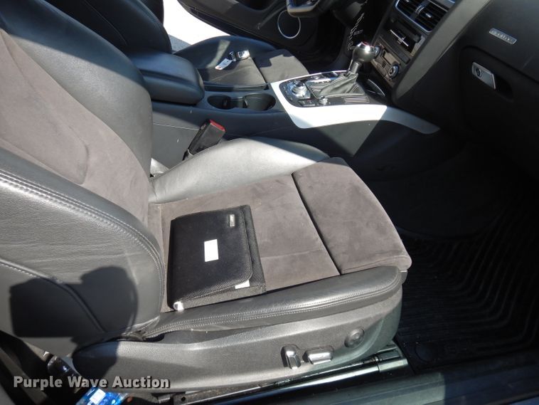 image for item DF4120 2013 Audi S5