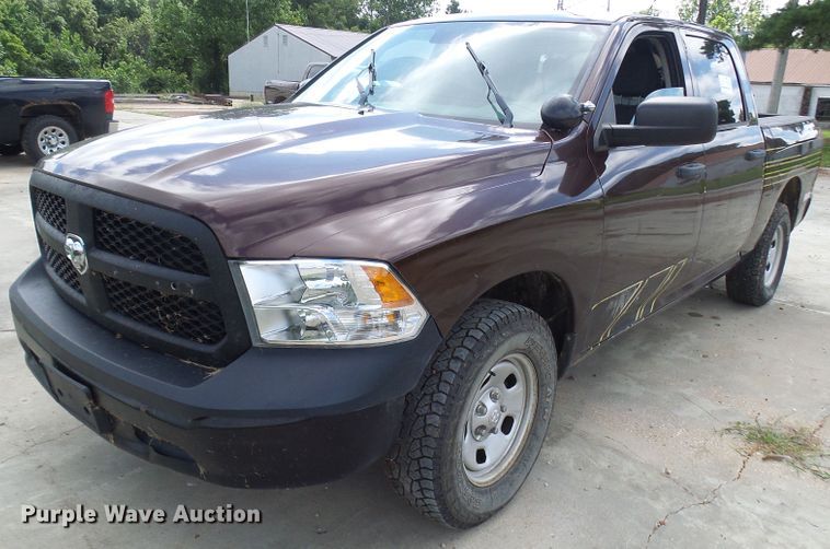 image for item DG2093 2013 Dodge Ram 1500  Crew Cab pickup truck