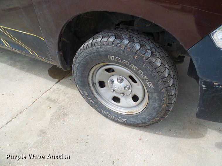 image for item DG2093 2013 Dodge Ram 1500  Crew Cab pickup truck