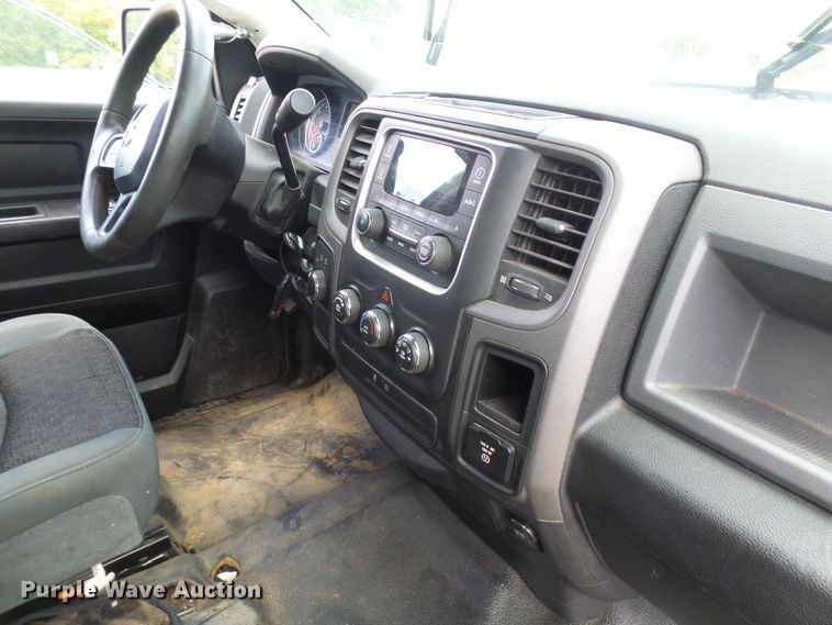 image for item DG2093 2013 Dodge Ram 1500  Crew Cab pickup truck