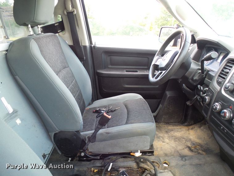 image for item DG2093 2013 Dodge Ram 1500  Crew Cab pickup truck