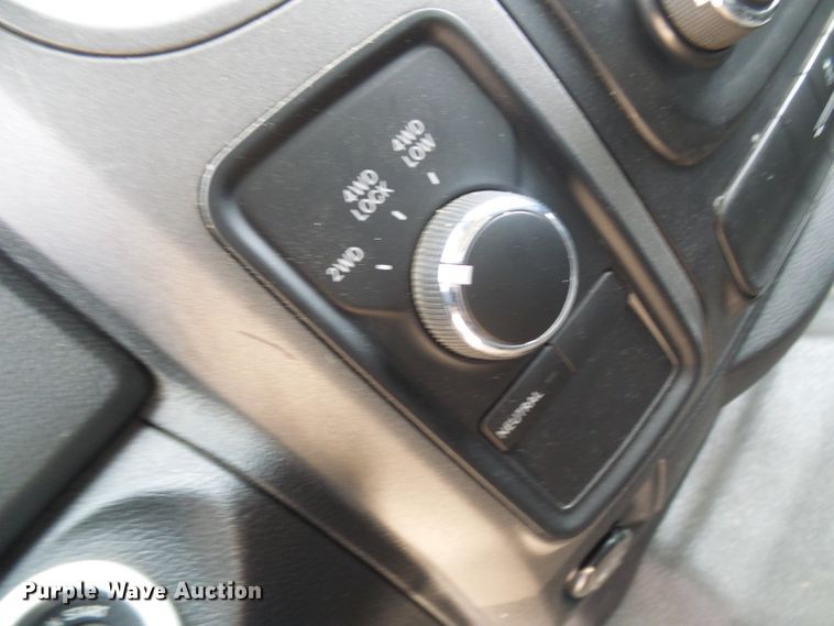 image for item DG2093 2013 Dodge Ram 1500  Crew Cab pickup truck