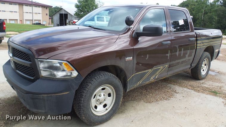 image for item DG2094 2013 Dodge Ram 1500  Crew Cab pickup truck