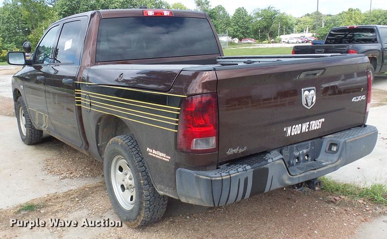 image for item DG2094 2013 Dodge Ram 1500  Crew Cab pickup truck