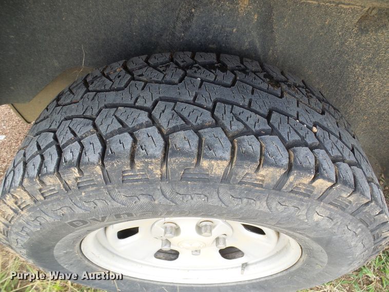 image for item DG2094 2013 Dodge Ram 1500  Crew Cab pickup truck