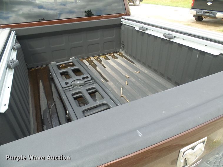 image for item DG2094 2013 Dodge Ram 1500  Crew Cab pickup truck