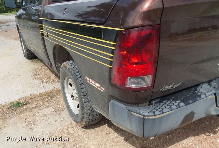 image for item DG2094 2013 Dodge Ram 1500  Crew Cab pickup truck