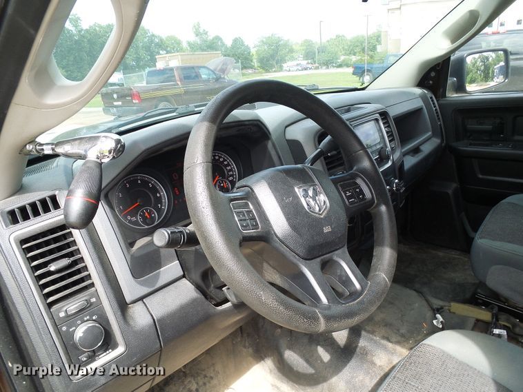 image for item DG2094 2013 Dodge Ram 1500  Crew Cab pickup truck