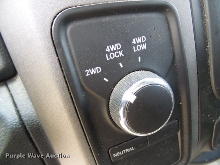 image for item DG2094 2013 Dodge Ram 1500  Crew Cab pickup truck