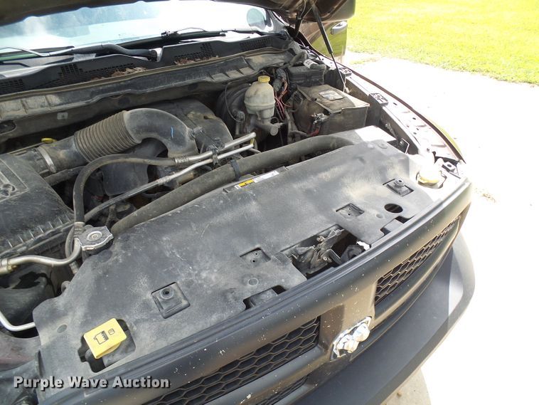 image for item DG2094 2013 Dodge Ram 1500  Crew Cab pickup truck