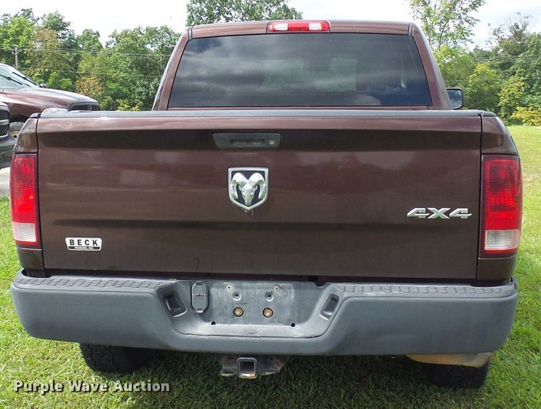 image for item DG2095 2013 Dodge Ram 1500  Crew Cab pickup truck