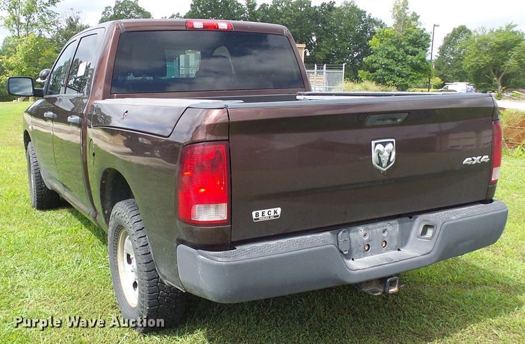 image for item DG2095 2013 Dodge Ram 1500  Crew Cab pickup truck