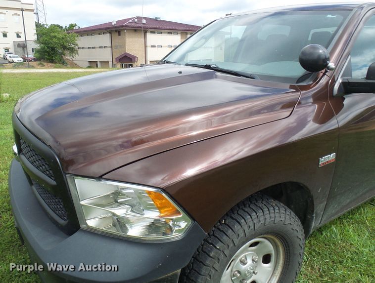 image for item DG2095 2013 Dodge Ram 1500  Crew Cab pickup truck