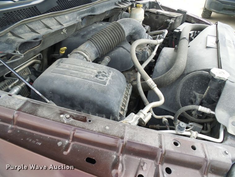 image for item DG2095 2013 Dodge Ram 1500  Crew Cab pickup truck