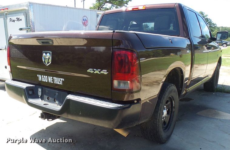 image for item DG2096 2013 Dodge Ram 1500  Crew Cab pickup truck