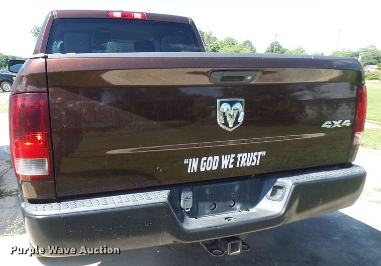 image for item DG2096 2013 Dodge Ram 1500  Crew Cab pickup truck