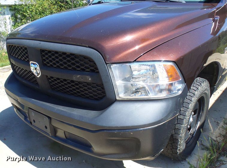 image for item DG2096 2013 Dodge Ram 1500  Crew Cab pickup truck