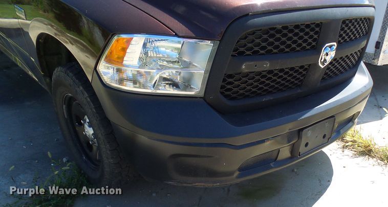 image for item DG2096 2013 Dodge Ram 1500  Crew Cab pickup truck